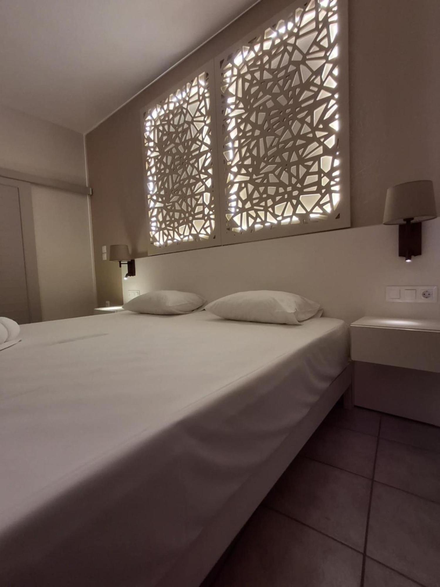 Lola'S Hotel Platanés Kültér fotó