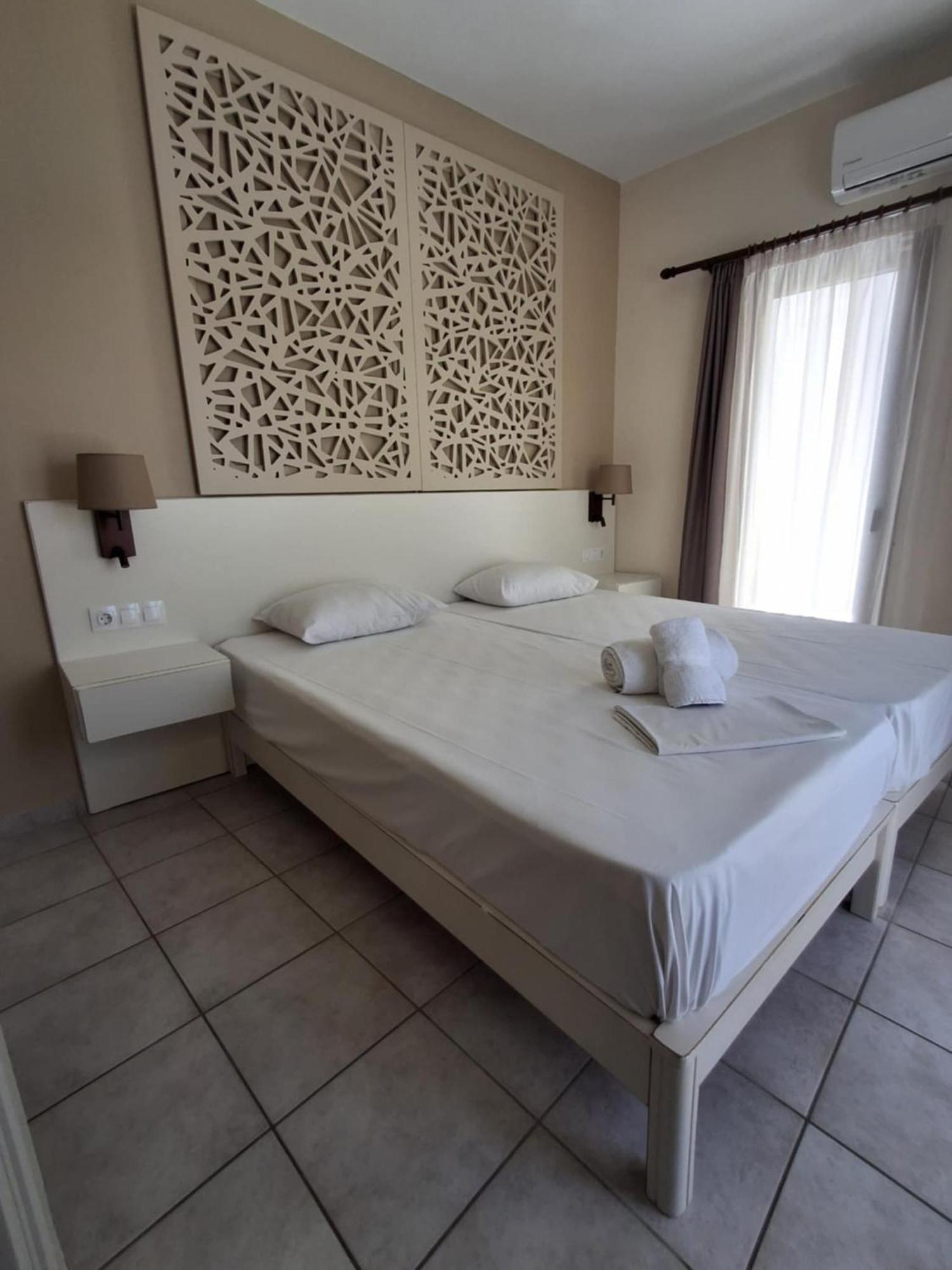 Lola'S Hotel Platanés Kültér fotó